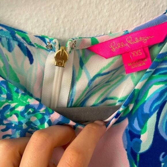 Lilly Pulitzer Floral Sleeveless Blouse - Excellent Condition - Size XXS - Picture 9 of 14